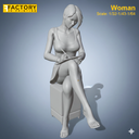 Cô gái đang ngồi viết